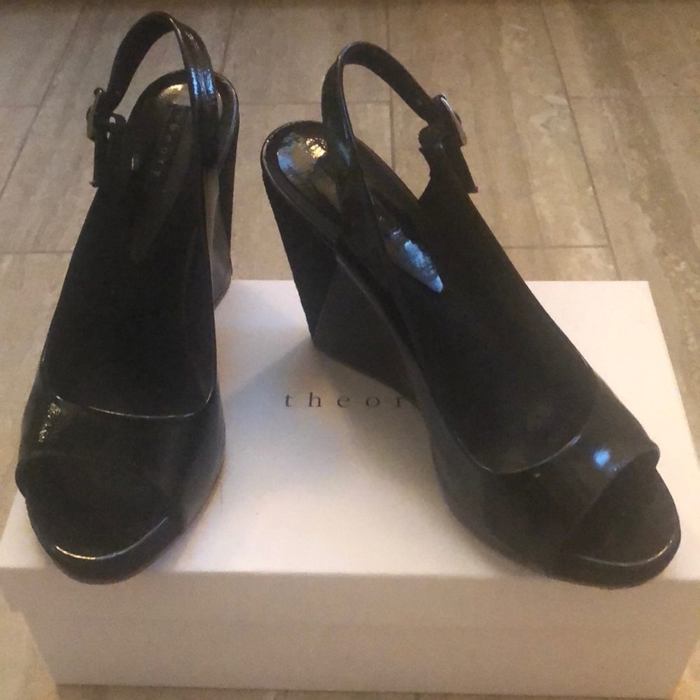 Theory Sandal